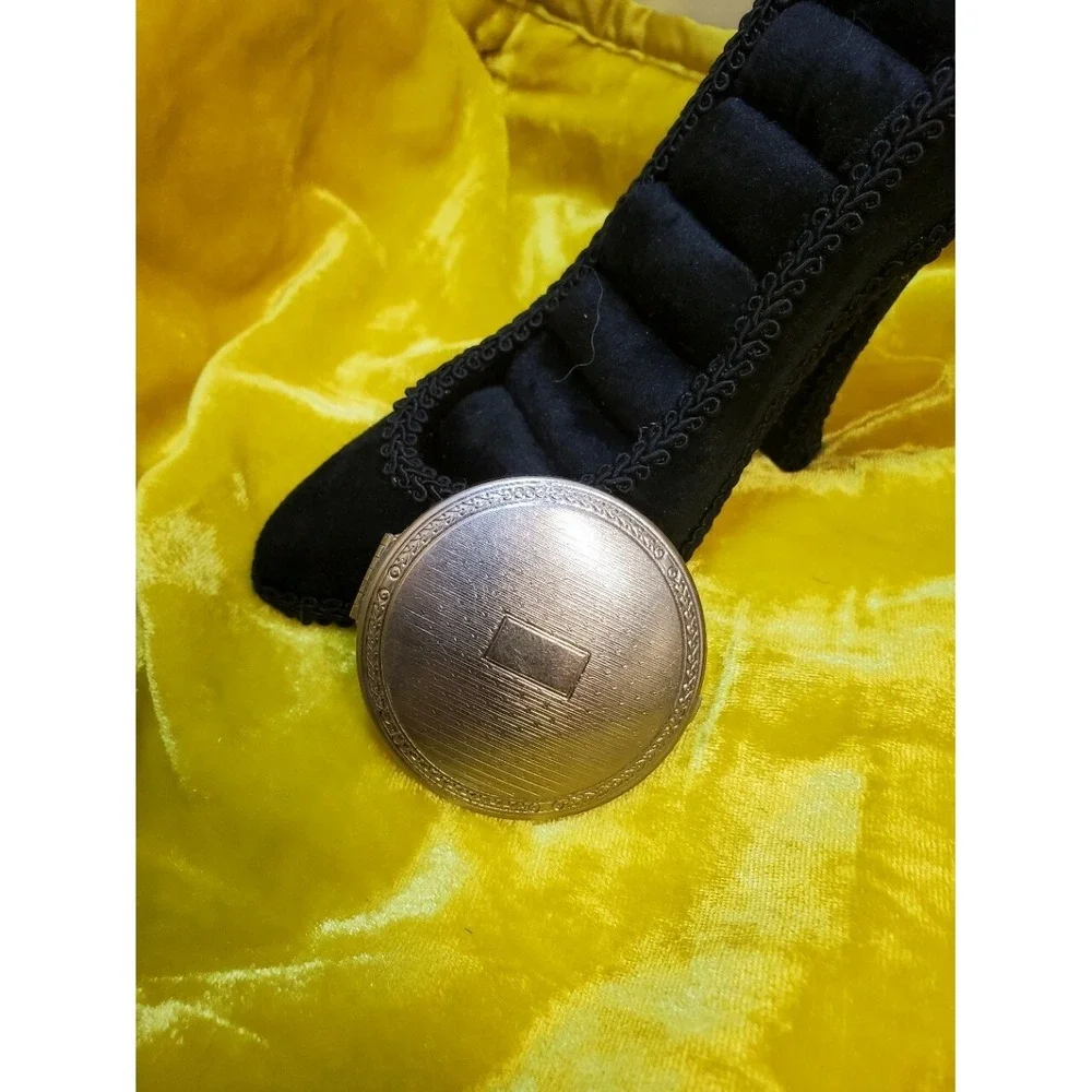 Vintage Deauville 2in Powder Compact